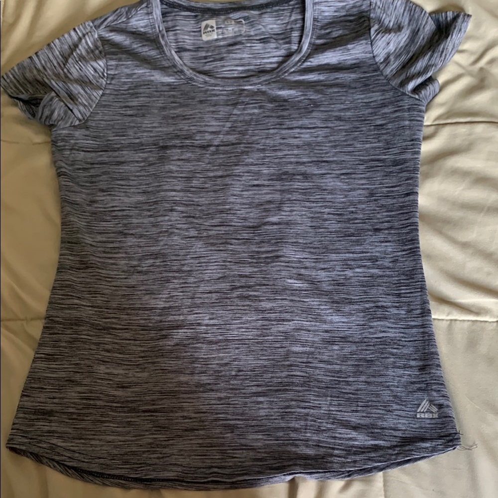RBX Gray Short Sleeve Tee for Everyday Comfort